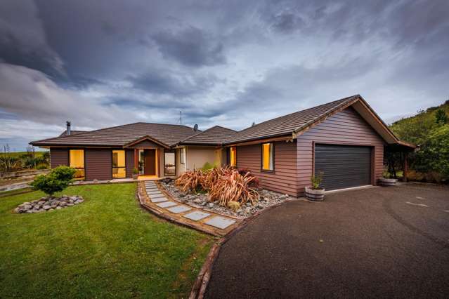 71 County Heights Drive Aokautere_1