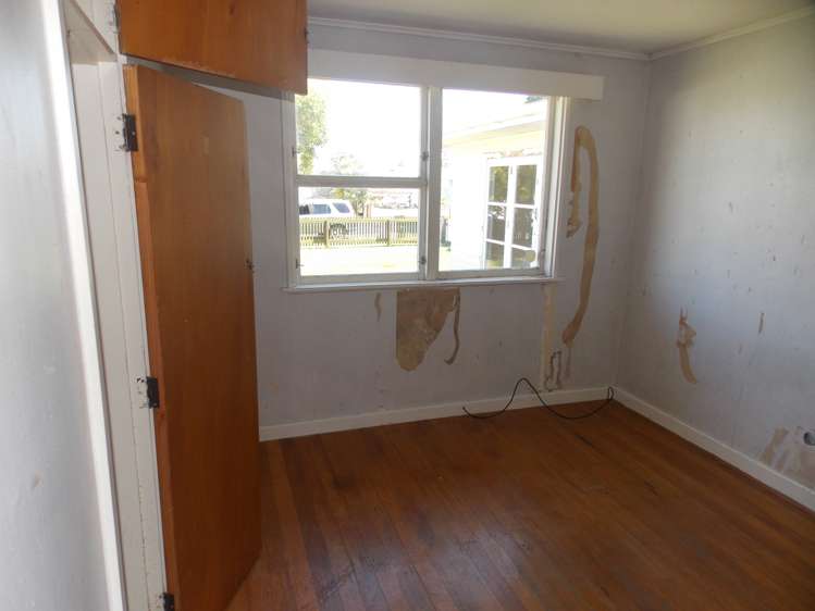 3 Clifton Street Bulls_12