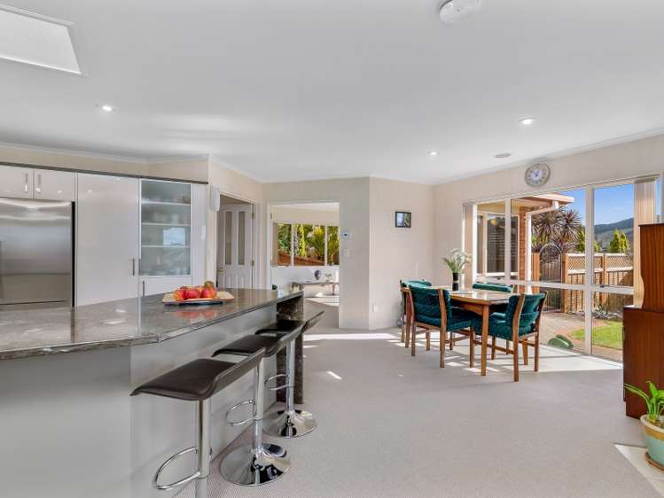 17 Heaphy Place Pukehangi_2