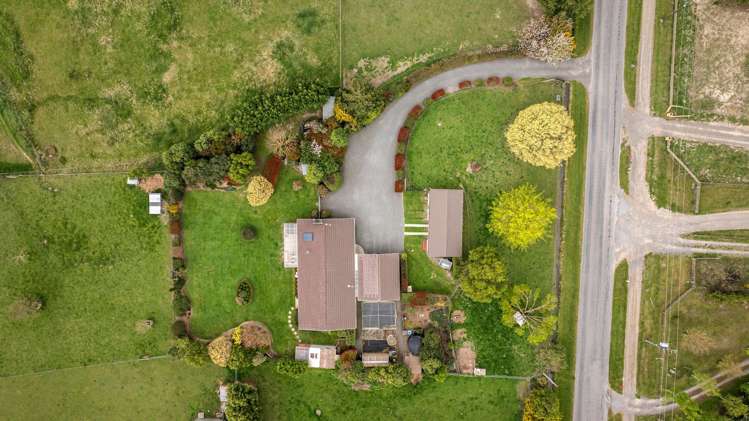 1490 North Eyre Road West Eyreton_15