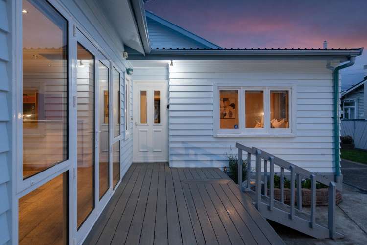 38 Tennyson Street Petone_32