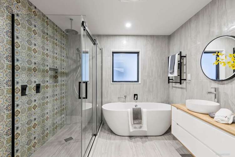 44 Lime Hill Rise Flat Bush_13