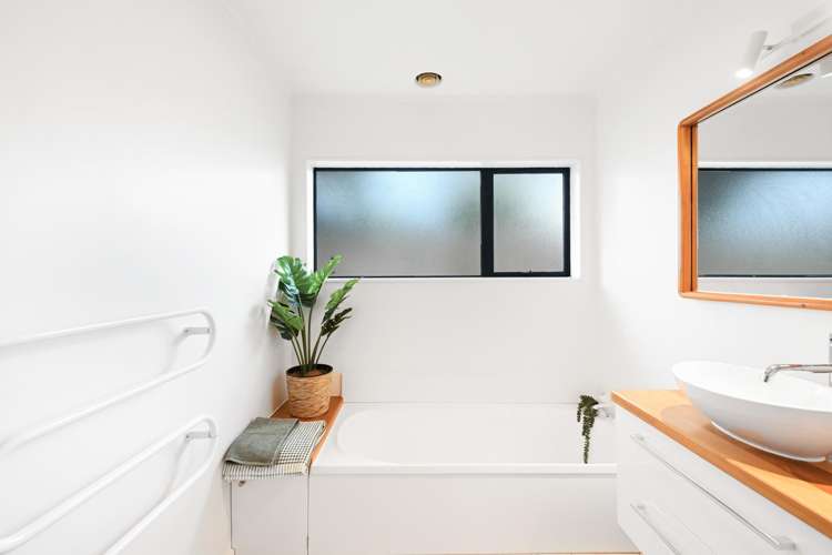 62a Sunnyhills Avenue Glenview_18