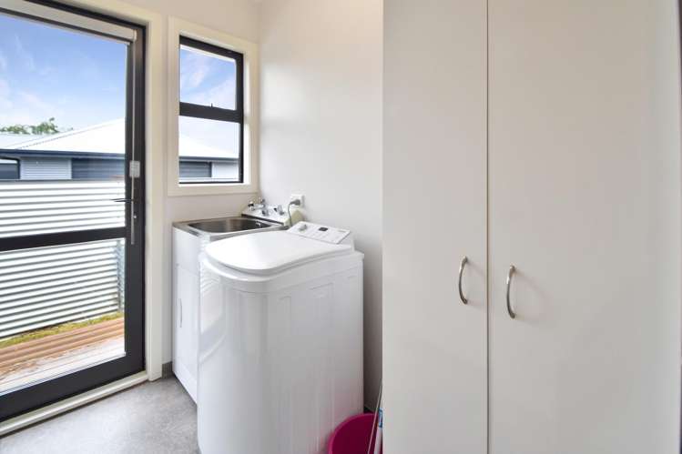 22 Rhoboro Road Twizel_12