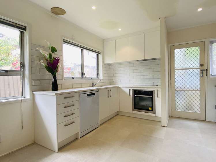 4/14 Mount Smart Road Royal Oak_4