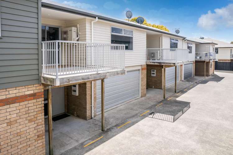 2/9 Beatty Street Melville_20
