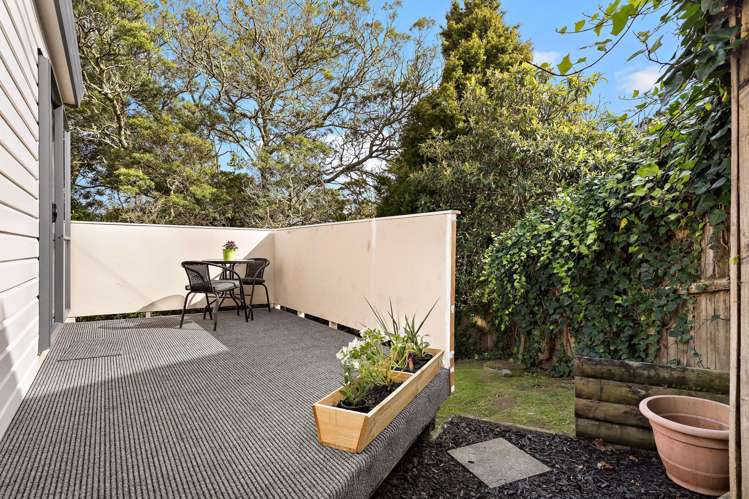 1/51 Noeleen Street Glenfield_12