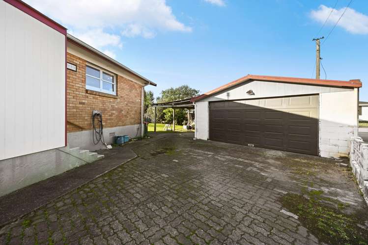 14 Frederick Drive Dinsdale_11
