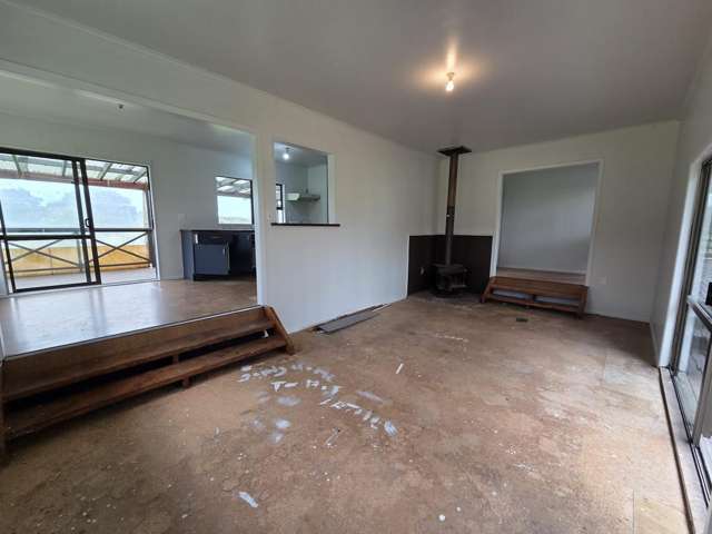 142 Roger Road Taheke_1