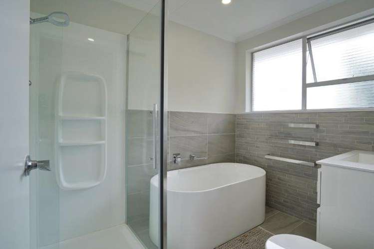 105a Bay View Road Moncks Bay_14