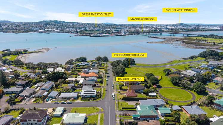 8 Shortt Avenue Mangere Bridge_10