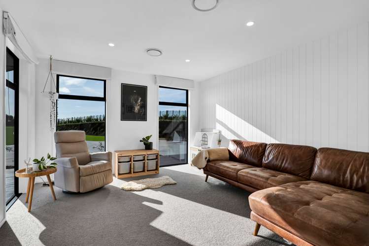 956 Richmond Road Lepperton_8