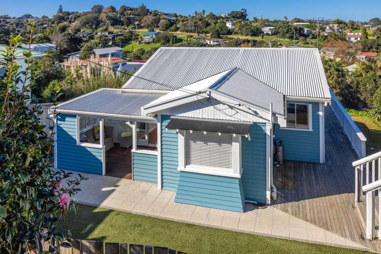 22 Marama Avenue Surfdale_26