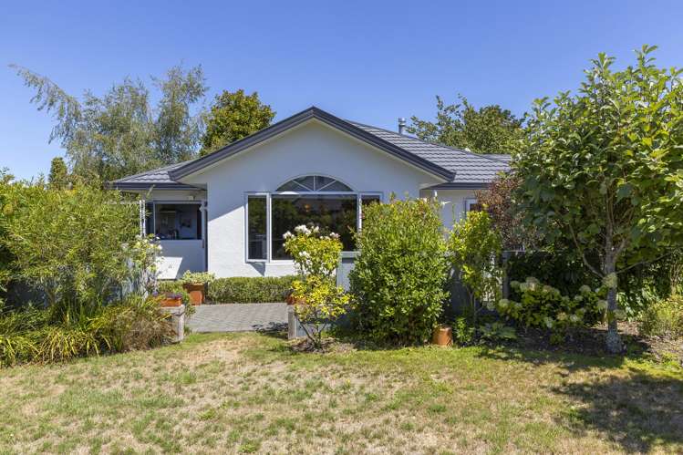 14 Robinson Terrace Rangatira Park_17