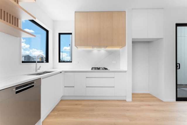 18 Paretao Street Massey_2