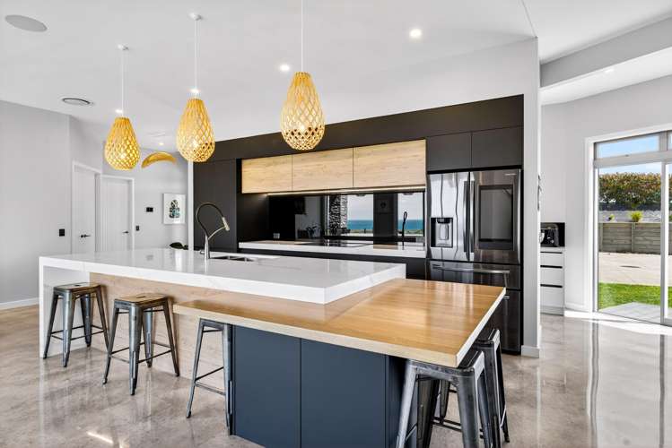 171 Eskridge Drive Bay View_2