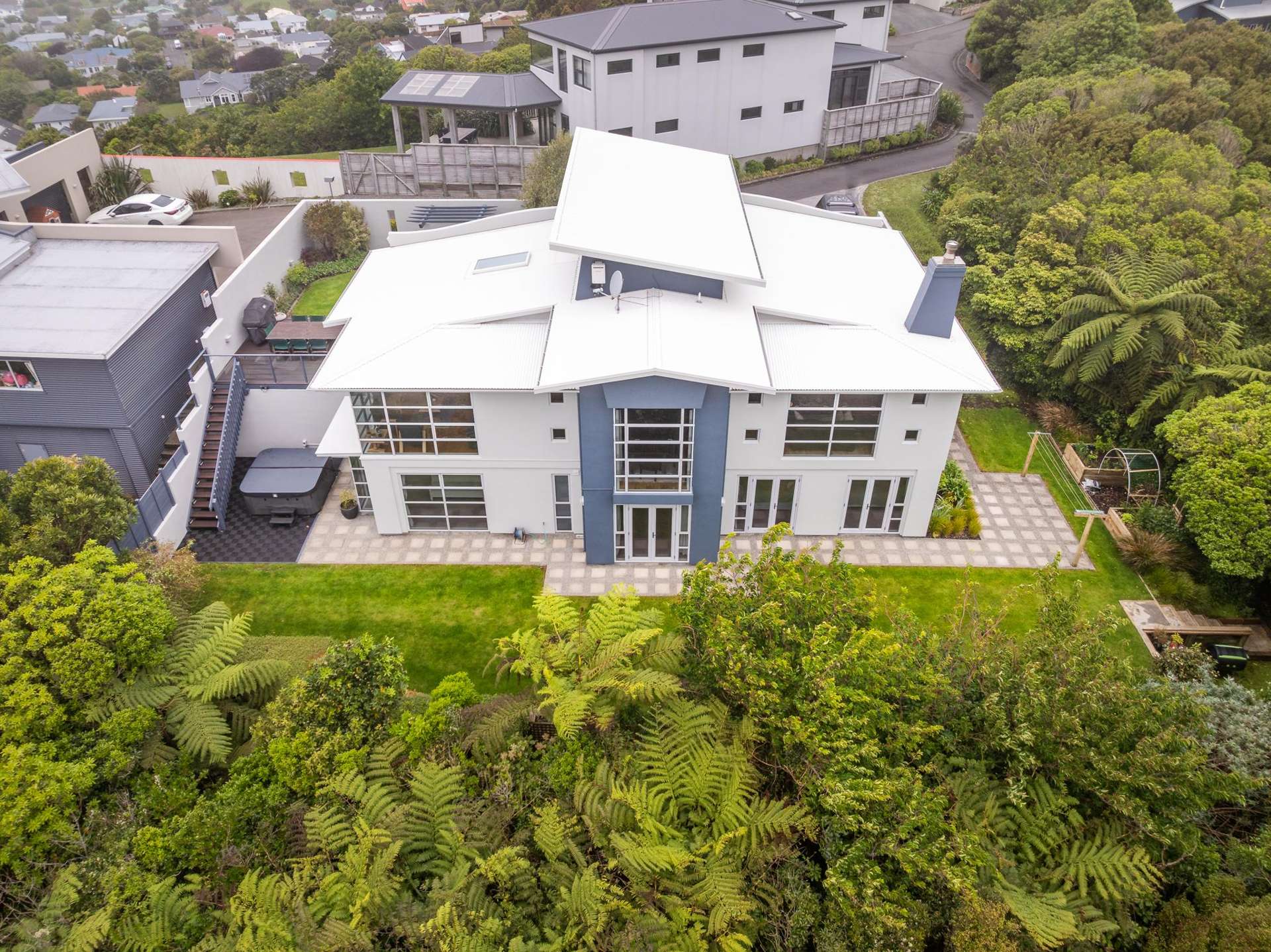 7 Caughley Grove Karori_0