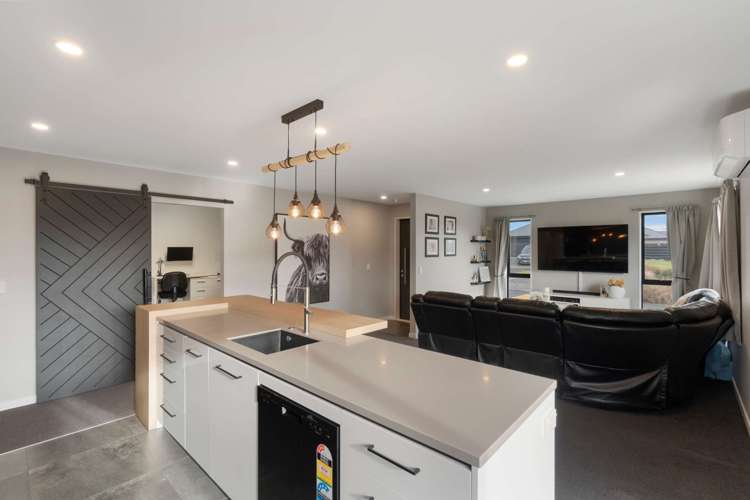 72 Lady Isaac Drive Rolleston_2