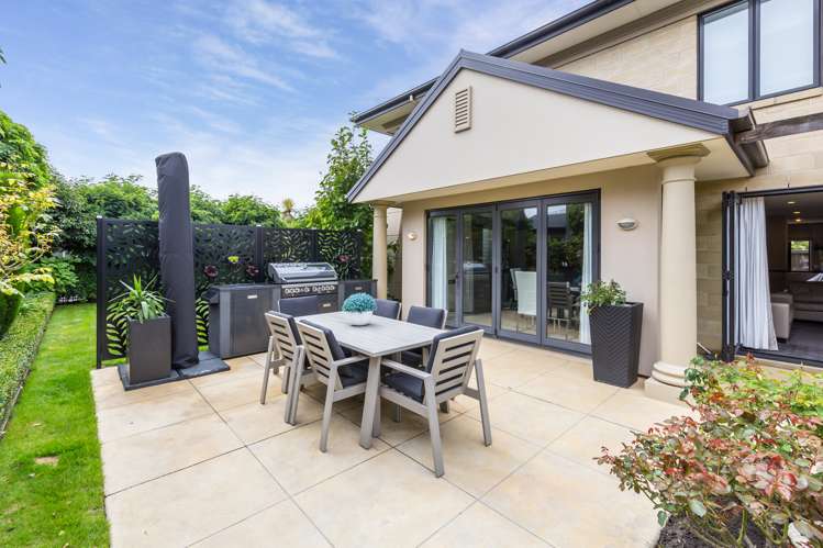 1 Leabridge Mews Harewood_13