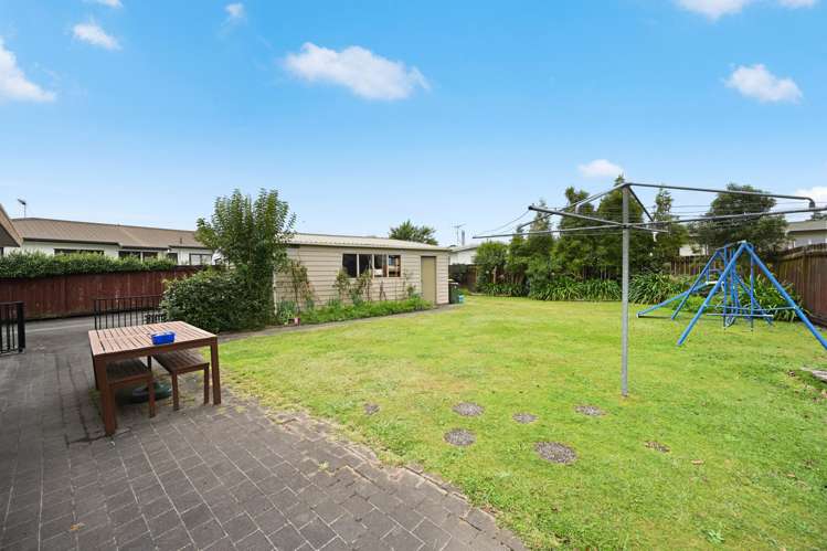 15 Tupelo Street Pukete_11