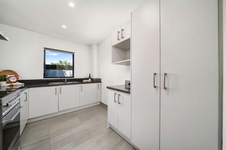 1/27 Cornwall Street Saint Albans_6