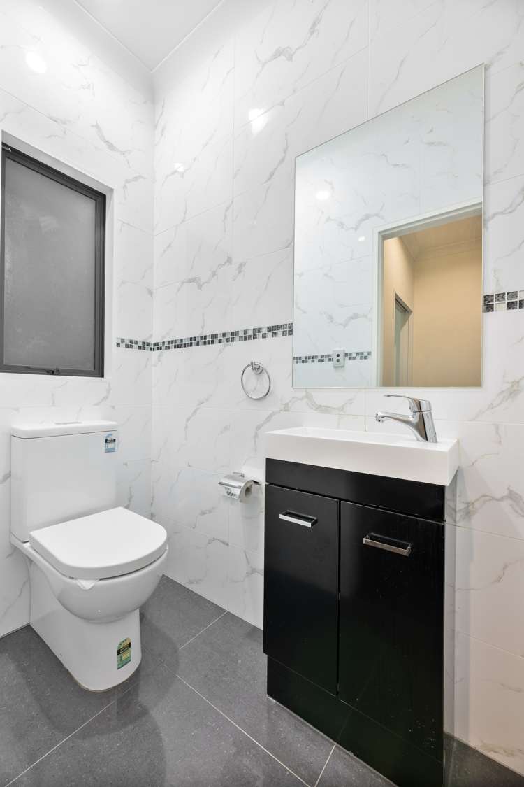 18 Midhurst Avenue Henderson_20