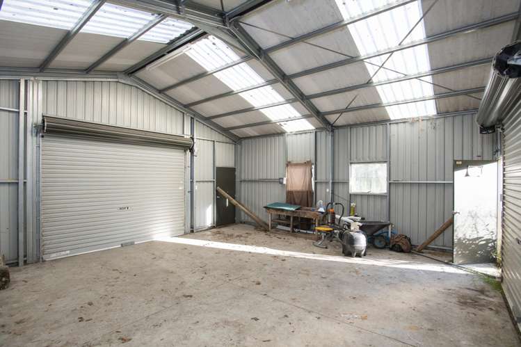 39 Cook Street Tolaga Bay_16