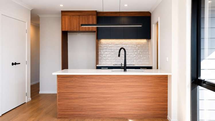 118 Scott Road_5