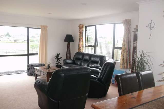 5 Meadow Vale Coastlands_3