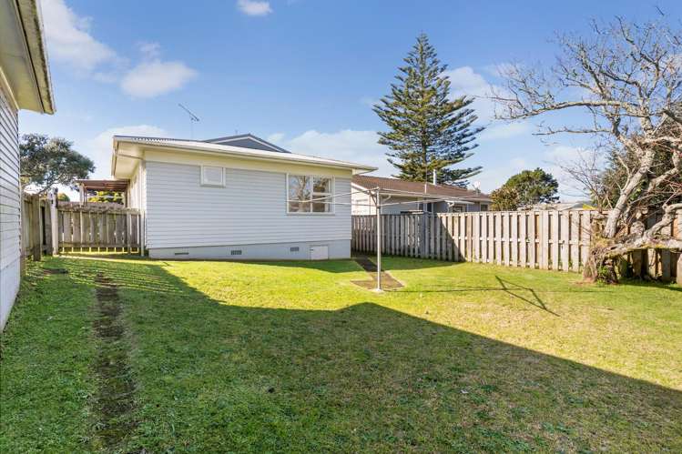 81 Crawford Avenue Mangere_18