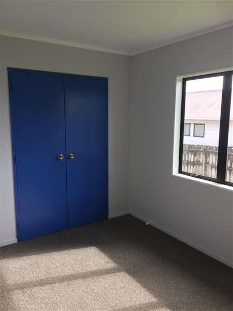 14 Leila Place Clover Park_9