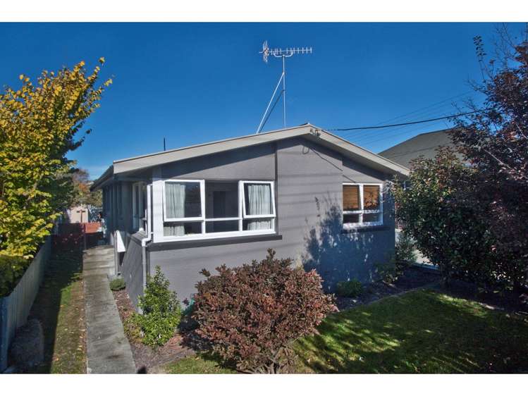 12 Grants Road Marchwiel_15