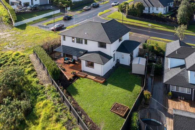 39 Syd Grant Crescent Orewa_26