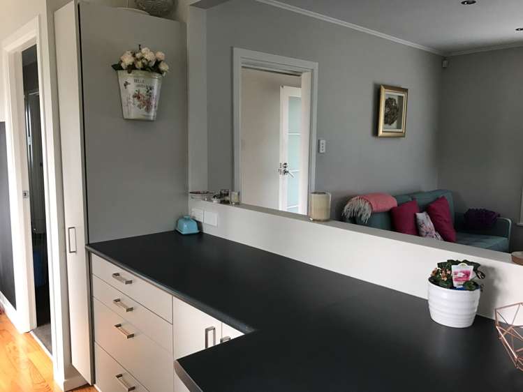 7 Dolbear Street Titirangi_1