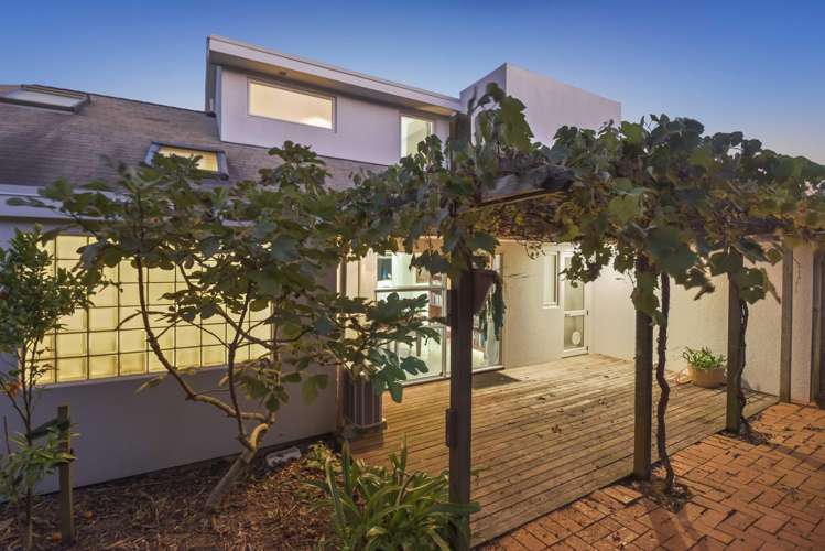 7 Okoromai Views Gulf Harbour_11