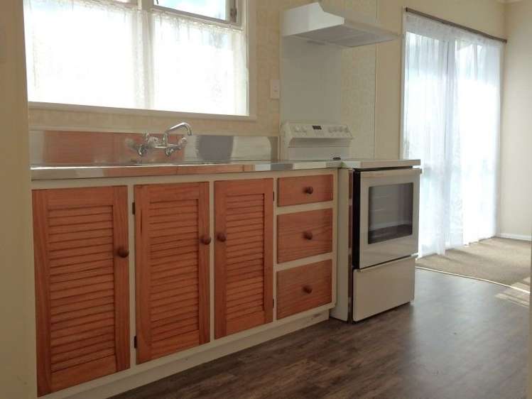 8 Poland Street Paeroa_9