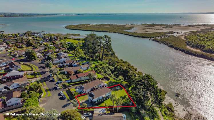 18 Rukumoana Place Clendon Park_2