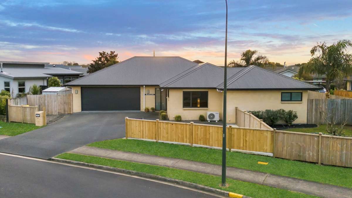 32 Ripple Grove_0