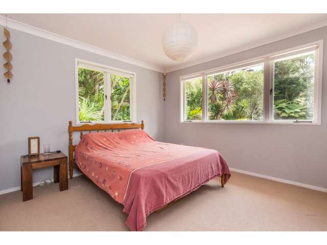 114 Woodlands Park Road Titirangi_4