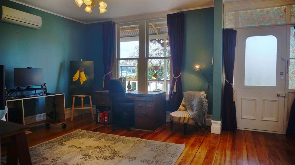 168 High Street South_2