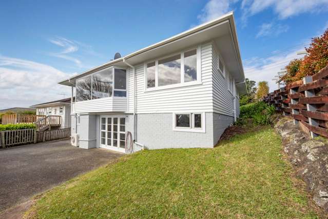 26 Highland Avenue Titirangi_3