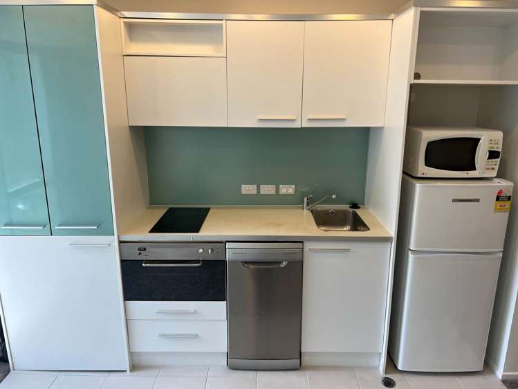 308/17 Vogel Lane Auckland Central_5