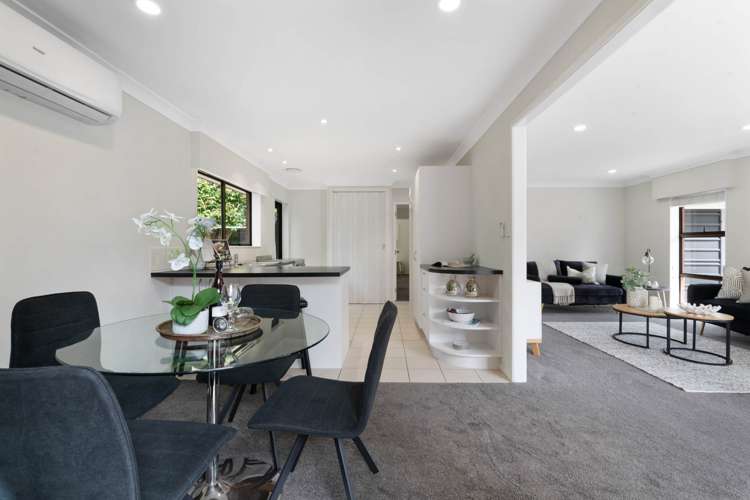 2/22 Beaumaris Way Conifer Grove_1