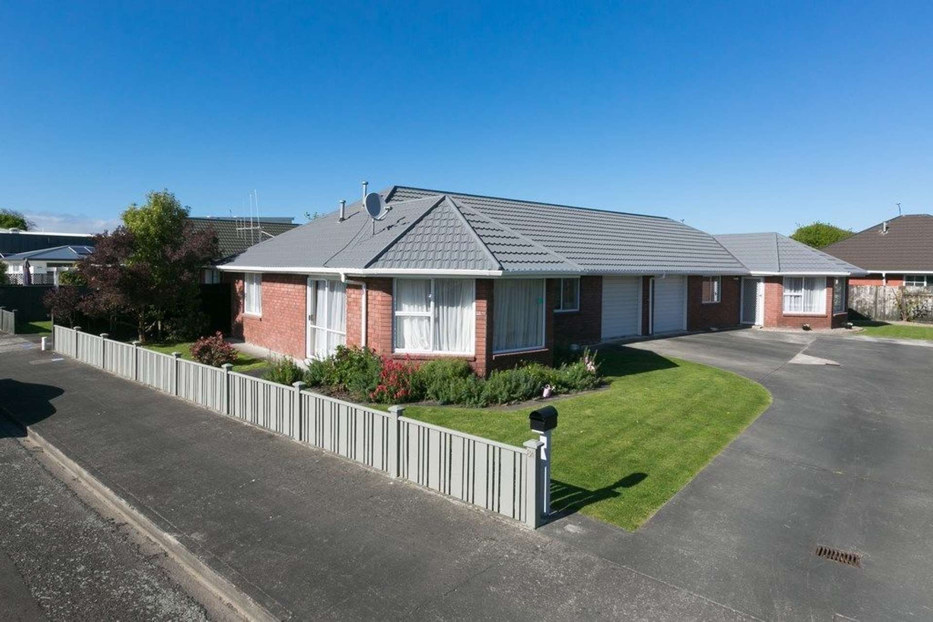 8a Elizabeth Street Palmerston North Central_0