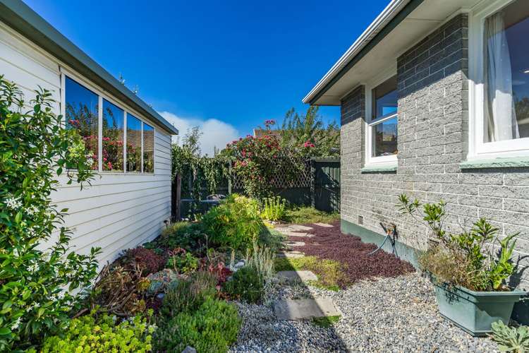 27 Rowley Avenue Hoon Hay_11