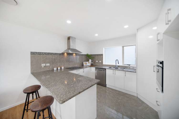 37 Innisowen Place Flat Bush_11