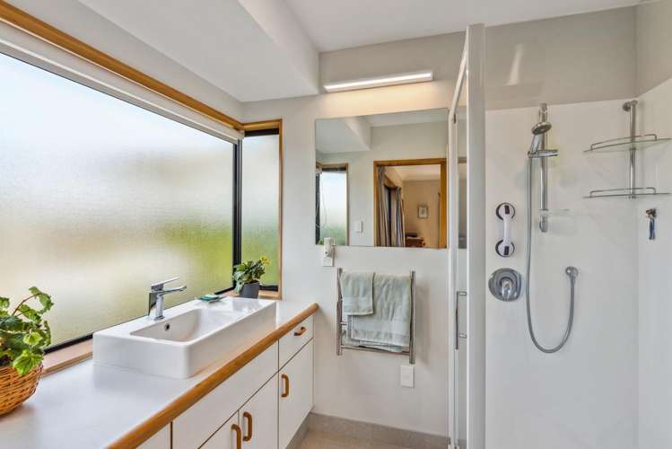 11 Barrett Drive Waikanae Beach_20