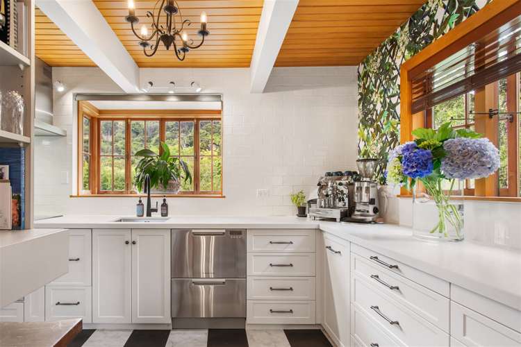 81 Grehan Valley Road Akaroa_29