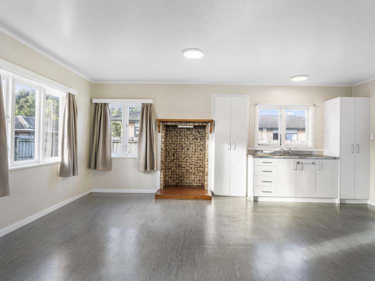 15 View Road Papakura_6