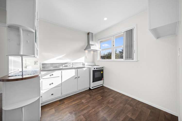 5/4 Graeme Avenue Mangere East_4